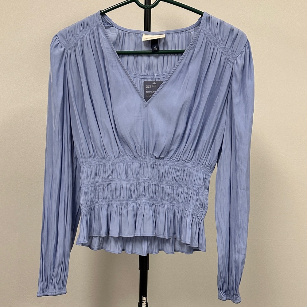 Universal Thread Light Blue V-Neck Blouse